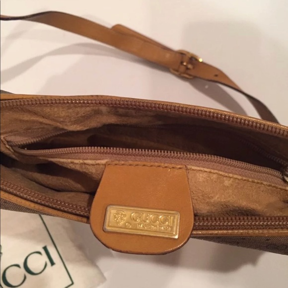 Authentic Vintage Gucci Crossbody - Picture 4 of 6